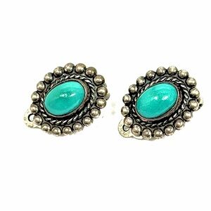 Vintage Navajo Oval Stone & Silver-Earrings